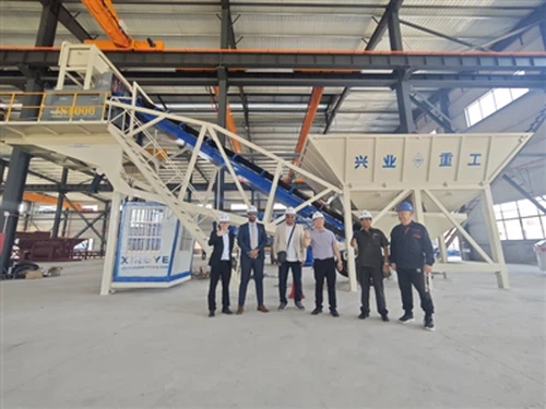 Xingye Machinery víta saudskoarabských zákazníkov, aby preskúmali nové prílež...